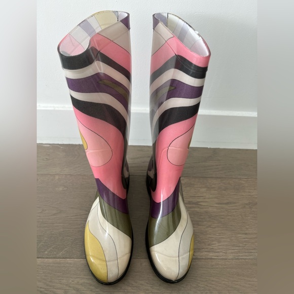 Emilio Pucci Shoes - Emilio Pucci Pink Multicolor Wave-Pattern Rain Boots